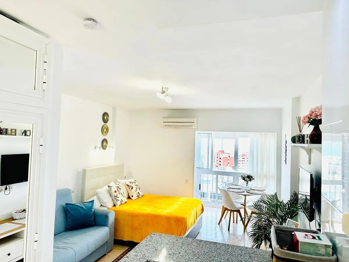 Iris Vistas Sea & Sun Benalmadena Apartment